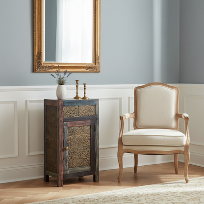 Mesa auxiliar tallada | Madera de mango de Pushkar