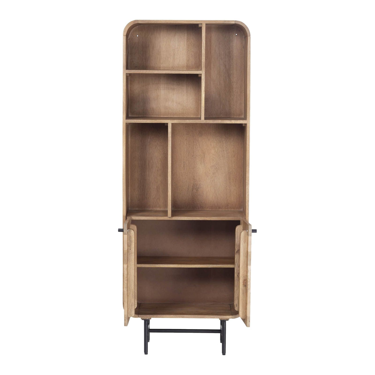 Étagères de la Bibliothèque Mango Maidi avec objets décoratifs